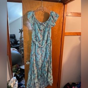 Light blue flowy summertime dress